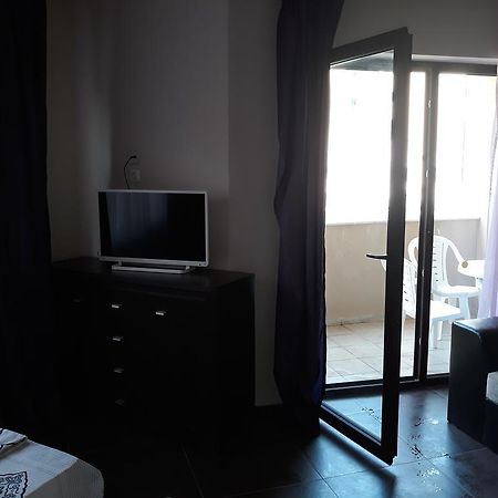 Private Apartments In Hotel Dolce Vita Златни пясъци Екстериор снимка