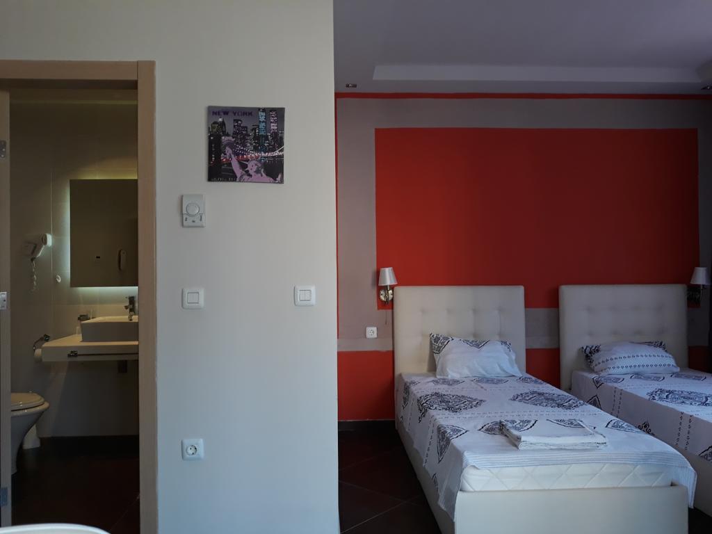 Private Apartments In Hotel Dolce Vita Златни пясъци Екстериор снимка