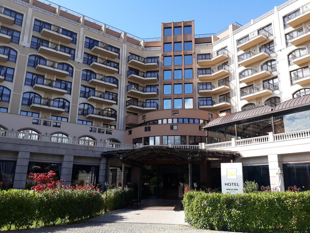 Private Apartments In Hotel Dolce Vita Златни пясъци Екстериор снимка
